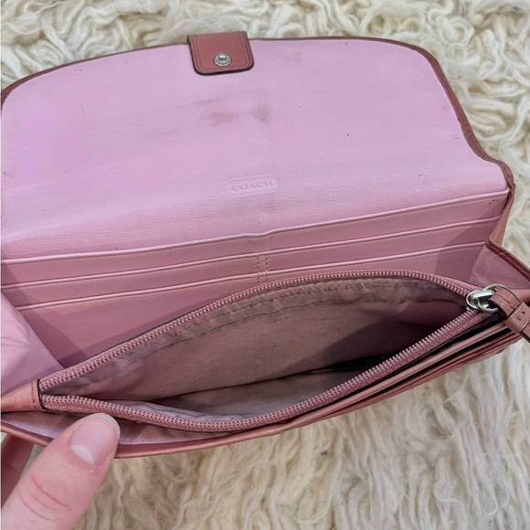 Coach | Vintage Pink Buckle Wallet - Picture 4 of 4